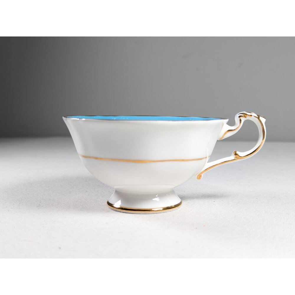 CUP ONLY * Paragon Floating White Rose Turquoise blue teacup, 1950s double - Picture 6 of 10